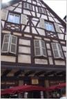 Etwa um das Jahr 1450 wurde Schongauer im elsssischen Colmar als Sohn eines Goldschmiedes, der ursprnglich aus Augsburg stammte, geboren. Martin Schongauer (* um 1450 in Colmar,  2. Februar 1491 in Breisach) war ein deutscher Maler und Kupferstecher. 