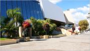 Palais des Festivals et des Concres: Hier sind schon viele berhmte Schauspieler ber den roten Teppich gelaufen. 