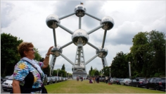 Zur EXPO58, der ersten Weltausstellung nach dem 2. Weltkrieg wurde das Atomium errichtet und soll an die friedliche Nutzung der Kernenergie erinnern.
