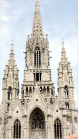 Die groe Orgel der Liebfrauenkirche wurde zwischen 1872 und 1874 gebaut und in Anwesenheit von Knig Leopold II eingeweiht. 