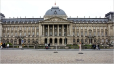 Der Knigliche Palast von Brssel ist das Gebude, in dem die meisten offiziellen Anlsse der belgischen Hauptstadt stattfinden.