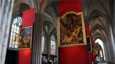 In der Onze Lieve Vrouvekathedraal (Unsere Liebfrauenkathedrale) hat Rubens gewirkt. Die Kirche gleicht einem Museum mit unzhlichen Bildern des Knstlers. 