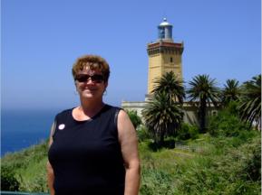 Kap Spartel ist ein  300 Meter hoher Felsen am Eingang zur Strae von Gibraltar. Es ist der nordwestlichste Punkt Afrikas. Der viereckige Leuchtturm wurde 1864 in Betrieb genommen. Als Kennung gilt alle 20 Sekunden ein weies Aufblitzen