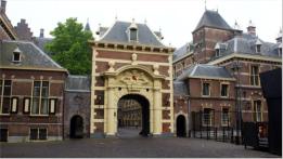 Der Binnenhof ist Sitz des niederlndischen Parlamentes. 