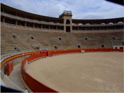 Die Stierkampfarena in Palma. Noch heute werden hier Stierkmpfe ausgetragen. Aber auch "Wetten dass" gibt sich jedes Jahr die Ehre und strahlt von hier eine Sendung aus. 