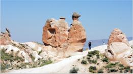 Das Tal der Kamele. Die skurrilen Felsformationen entstanden duch die stndige Erosion des weichen Gesteines.  