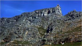 Der Tafelberg, ein markantes Bergmassiv bei Kapstadt