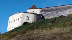 Die Bauernburg ist noch sehr gut erhalten, denn sie wurde nur einmal von den Trken eingenommen. 