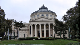 Das Athenum - ein riesiger Konzertsaal. Das Bauwerk ist 41 Meter hoch und fasst 800 Besucher.